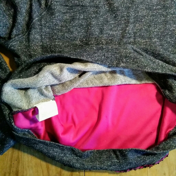 🍀🌸 Cute Sequined Sweatshirt by Beta House L - Picture 4 of 4